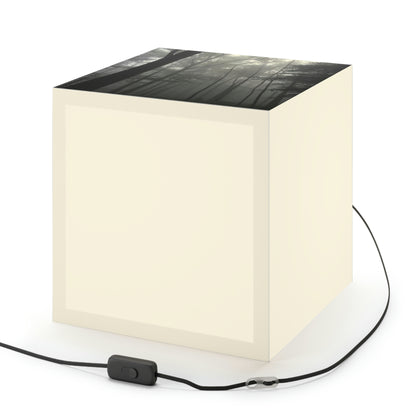 "The Silent Woods of Fog" - Die Alien Light Cube Lampe