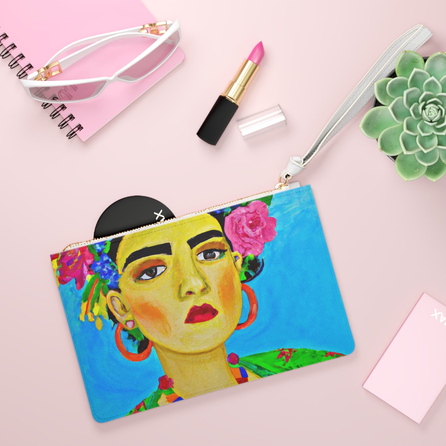 "Fierce and Free: Un tributo a las mujeres mexicanas inspirado en Frida Kahlo" - The Alien Clutch Bag