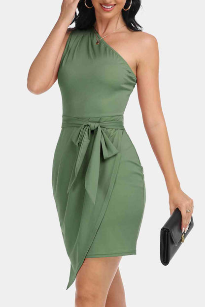 Ärmelloses One-Shoulder-Kleid zum Binden vorn