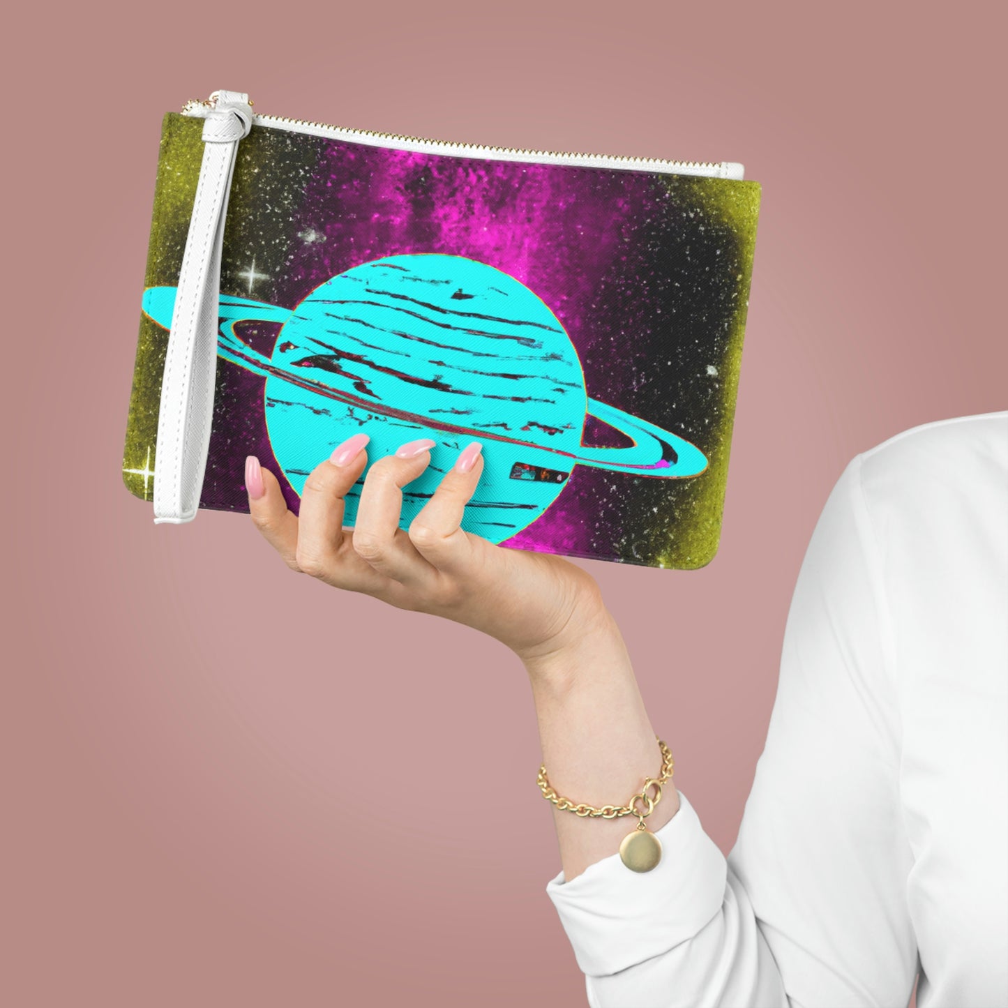 "A Star Forsaken" - The Alien Clutch Bag