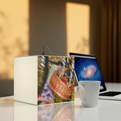 "Autumn Picnic in the Forest" - The Alien Light Cube Lamp