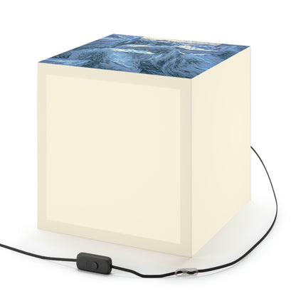 „Frozen Labyrinth“ – Die Alien Light Cube Lampe