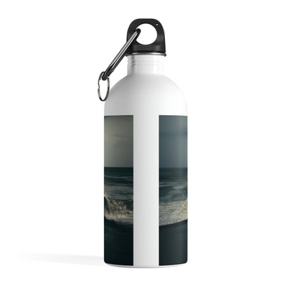 "The Solitary Woman and the Roaring Sea" - The Alien Stainless Steel Water Bottle