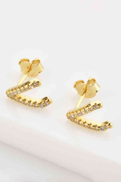 Pendientes Stud Letra V Circonitas