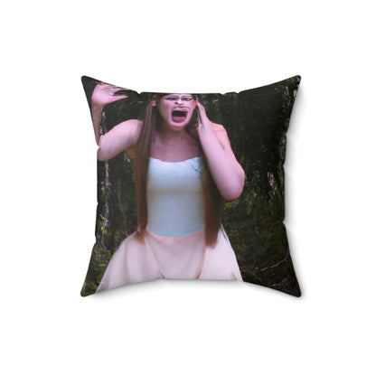 Lost Princess and the Dense Forest Tiara - The Alien Square Pillow