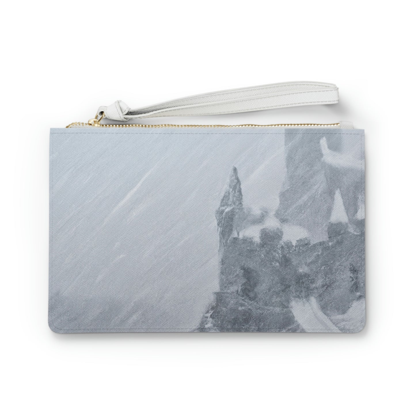 The Lost Castle Within the Snowstorm. - The Alien Clutch Bag