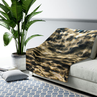 "A Reflection of Celestial Mirage". - The Alien Sherpa Fleece Blanket