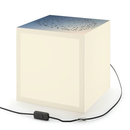 "Das Herz im Himmel" - Die Alien Light Cube Lampe