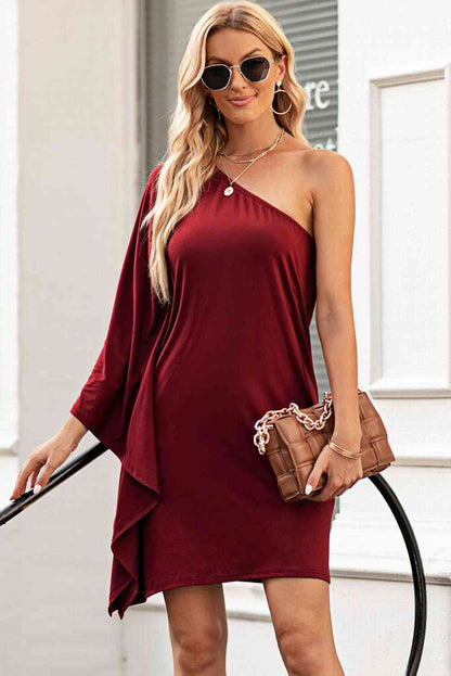 One-Shoulder-Statement-Kleid