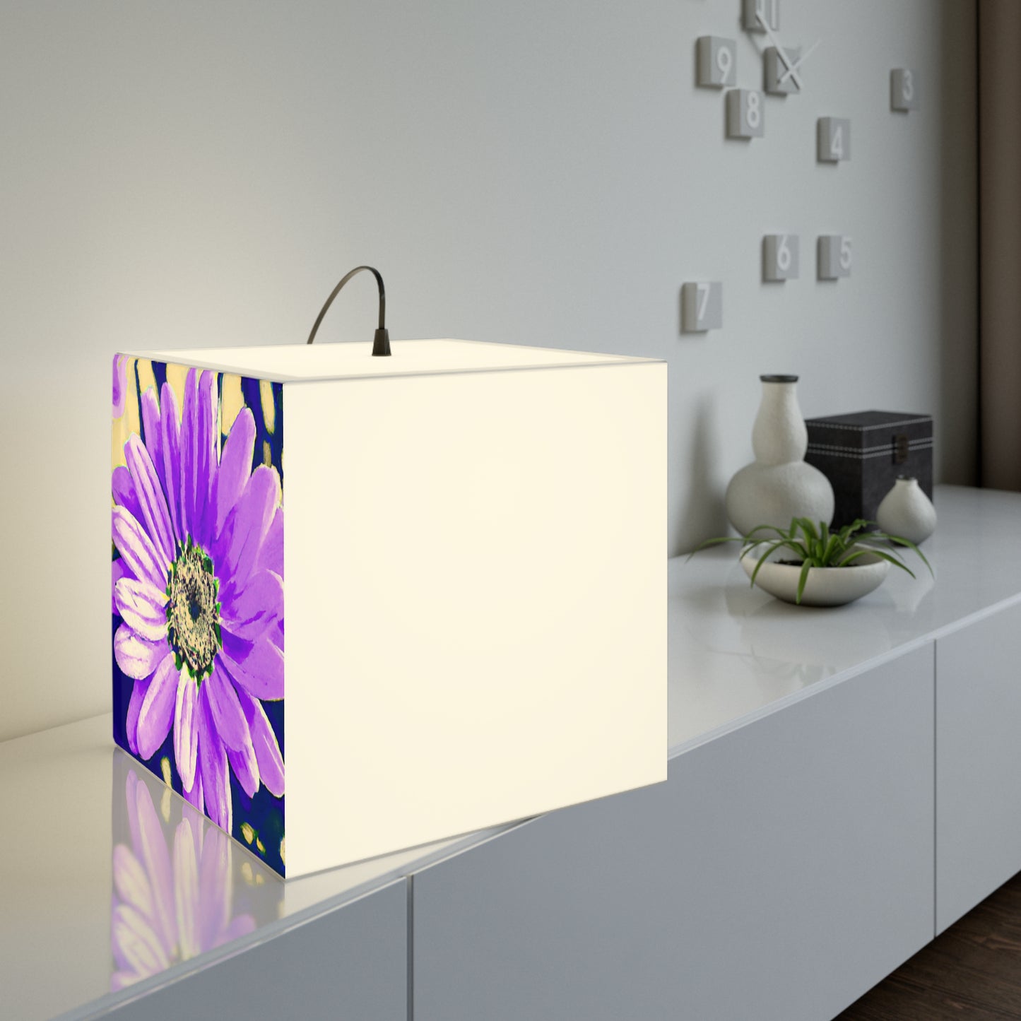 Purple Petals Popping: Create an Eye-Catching Daisy-Rose Fusion - The Alien Light Cube Lamp