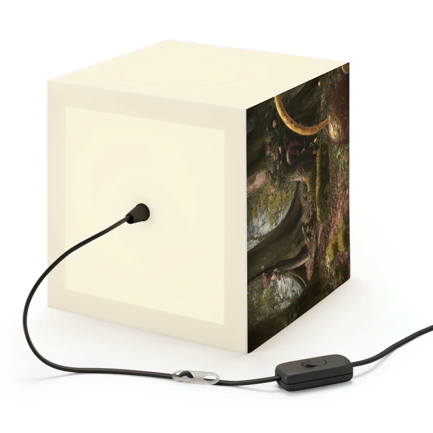 The Lost Secrets of the Forgotten Forest - The Alien Light Cube Lamp