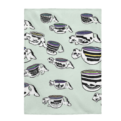 "A Purr-fectly Precious Tea Party Parade" - The Alien Velveteen Plush Blanket