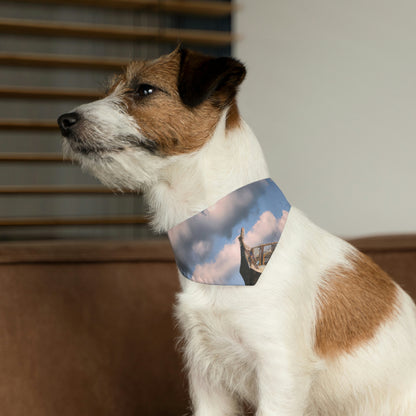 "Un barco a la deriva: el legado perdido del mar". - El collar de bandana para mascota alienígena