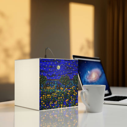 "Eine Mitternachtsfeier in Omas Garten" - Die Alien Light Cube Lampe