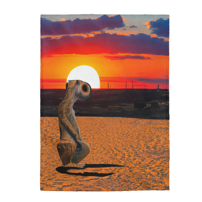 "Farewell to the Horizon" - The Alien Velveteen Plush Blanket