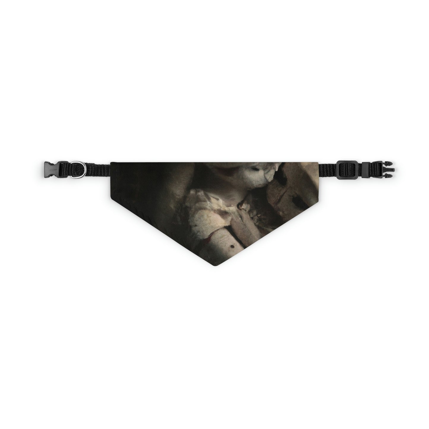 "Un tango melancólico de dos muñecas" - The Alien Pet Bandana Collar