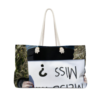 "The Search for Fluffy" - The Alien Weekender Bag #nft