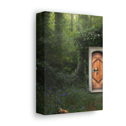 La puerta mágica en el bosque - The Alien Canva