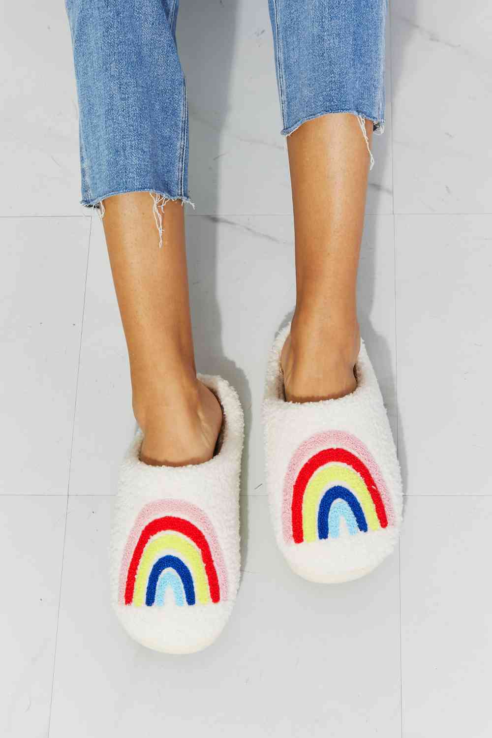 MMShoes Regenbogen-Plüsch-Slipper