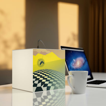 „Lost and Found in the Desert: A Bee's Journey“ – Die Alien Light Cube Lampe