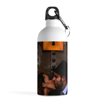 The Kissing Portal - The Alien Stainless Steel Water Bottle