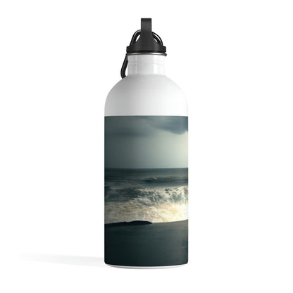 "The Solitary Woman and the Roaring Sea" - The Alien Stainless Steel Water Bottle