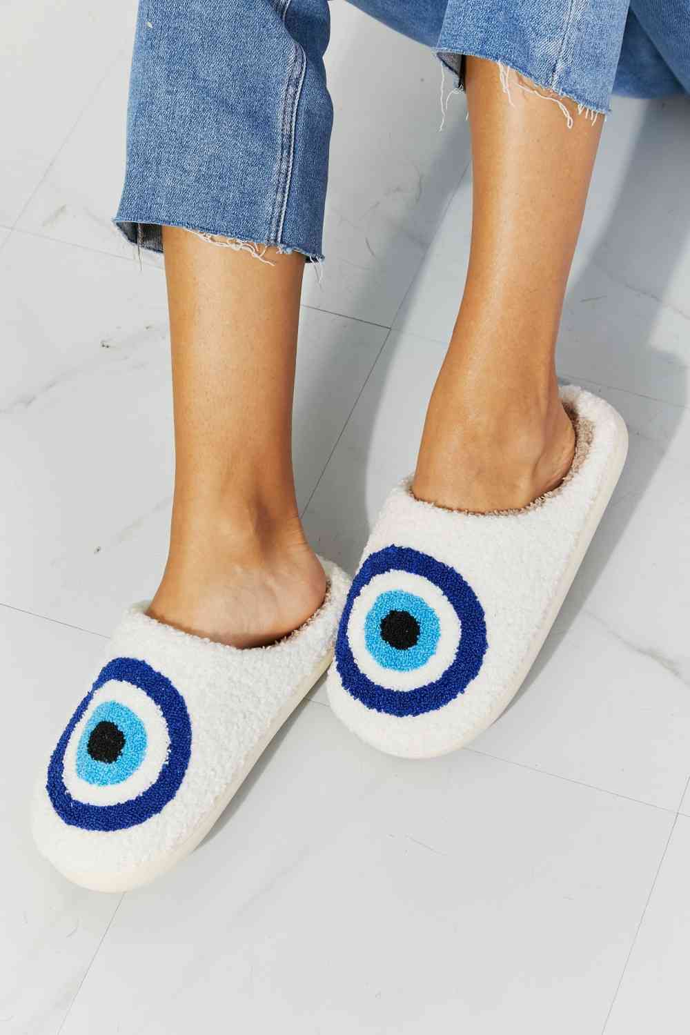 MMShoes Eye Plüsch-Slipper