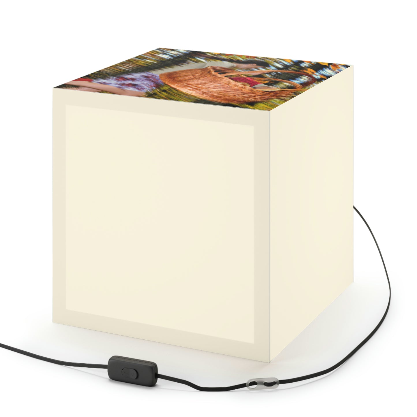 "Autumn Picnic in the Forest" - The Alien Light Cube Lamp