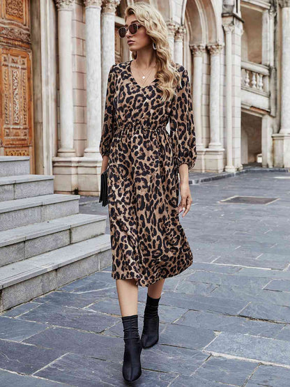 Vestido de manga larga con cuello en V de leopardo