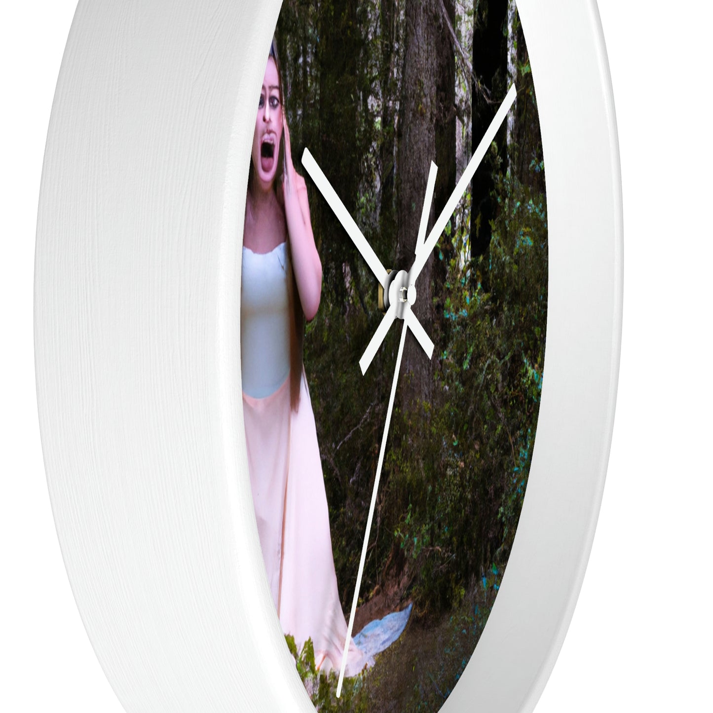 Lost Princess and the Dense Forest Tiara - The Alien Wall Clock