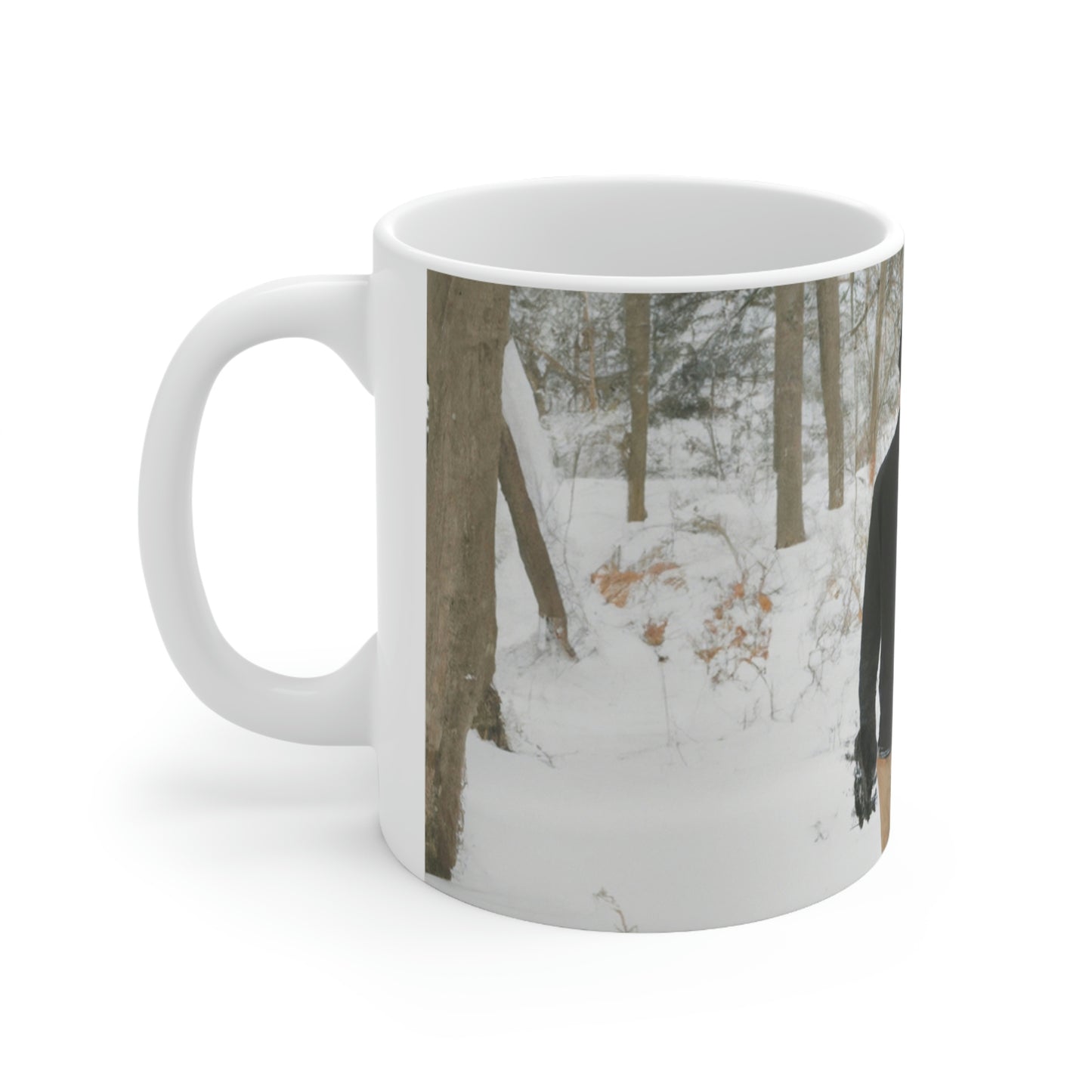 "Cuento de hadas en la nieve" - ​​Taza de cerámica The Alien 11 oz