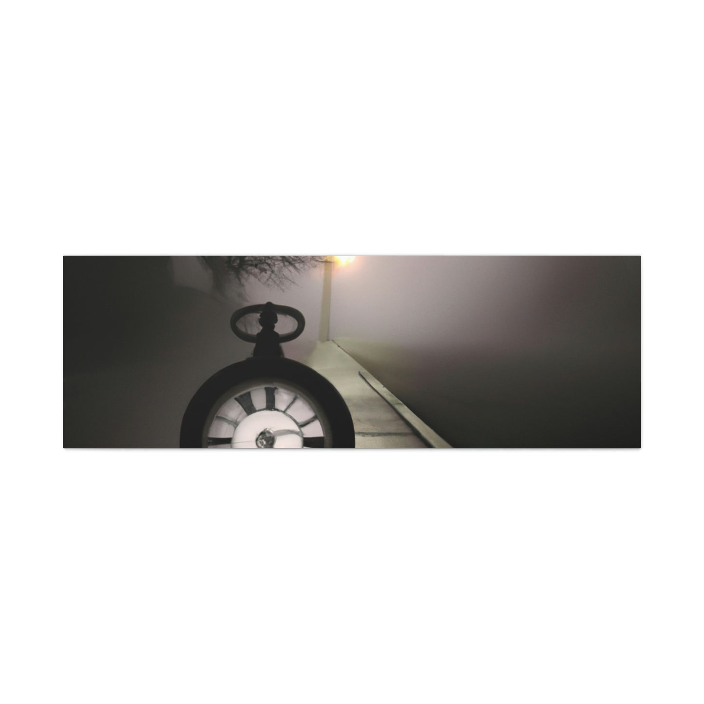 "El reloj solitario en Foggy Lane" - The Alien Canva