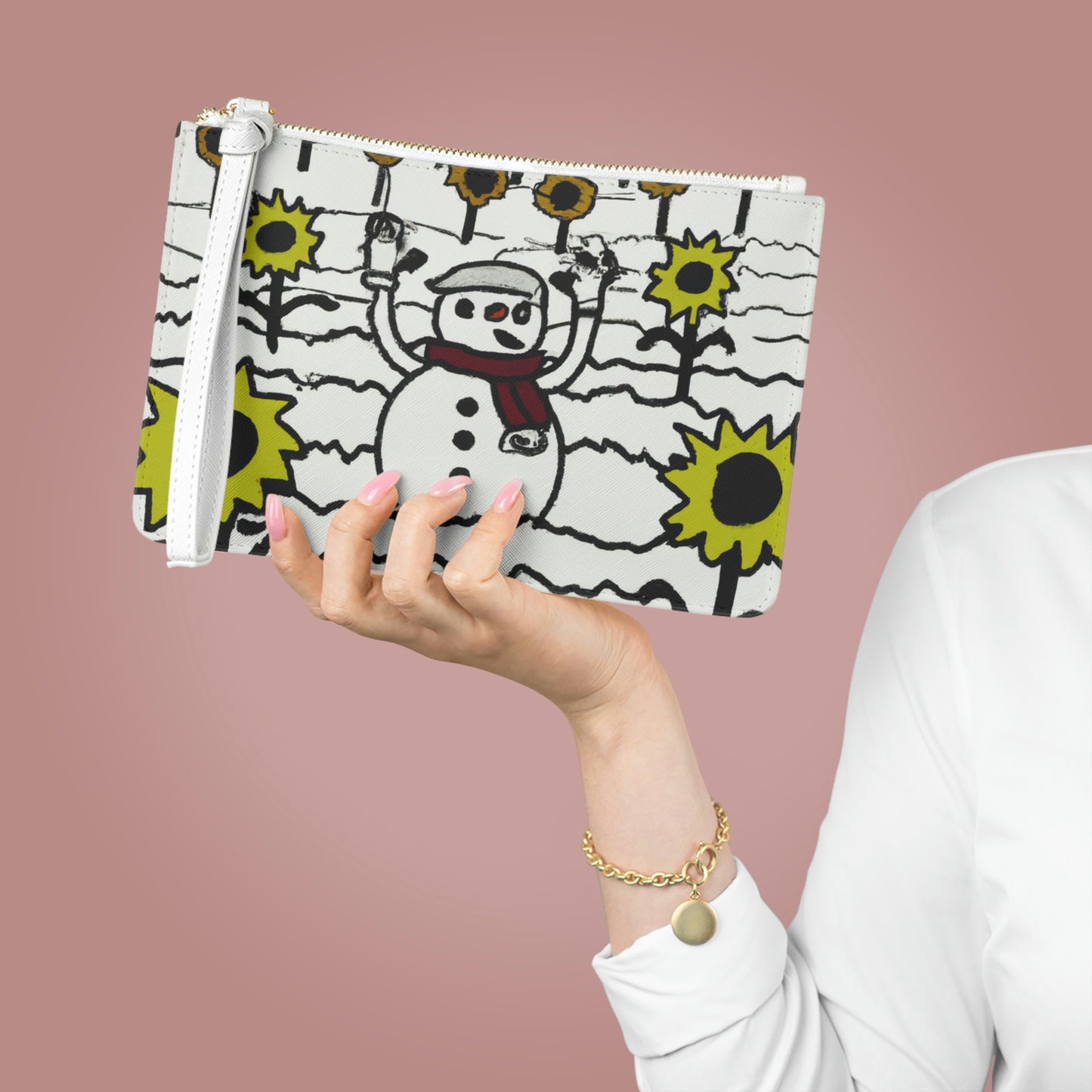 „Eine Oase aus Frost und Sonne“ – Die Alien Clutch Bag