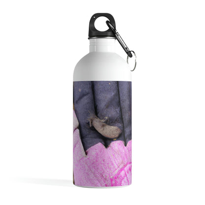 "A Tiny Home in an Old Glove" - The Alien Stainless Steel Water Bottle