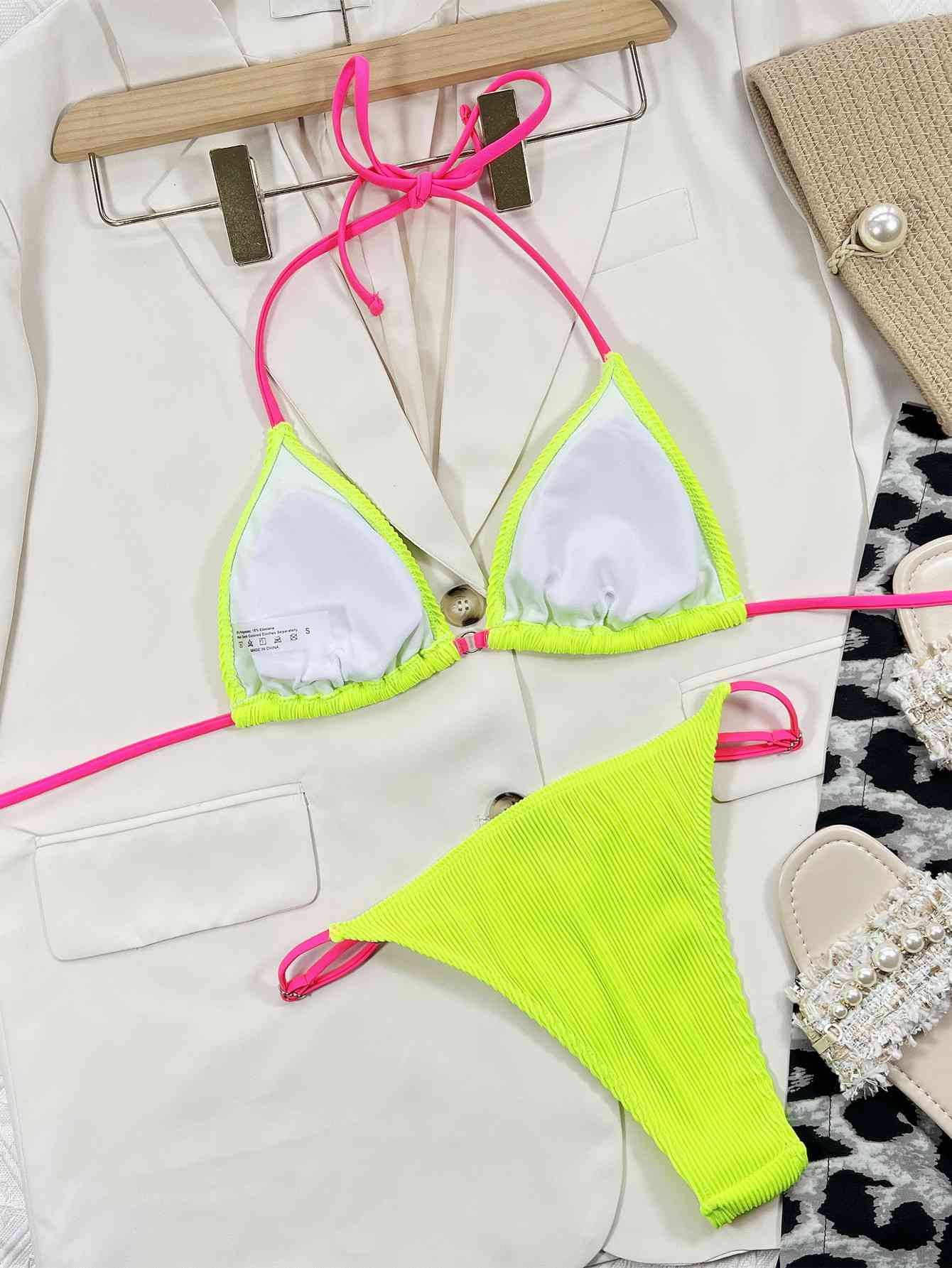 Geripptes Bikini-Set mit Binderücken