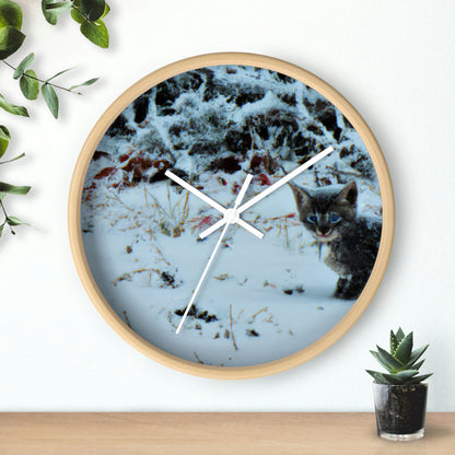 "Brave Kitten in the Frozen Storm" - The Alien Wall Clock