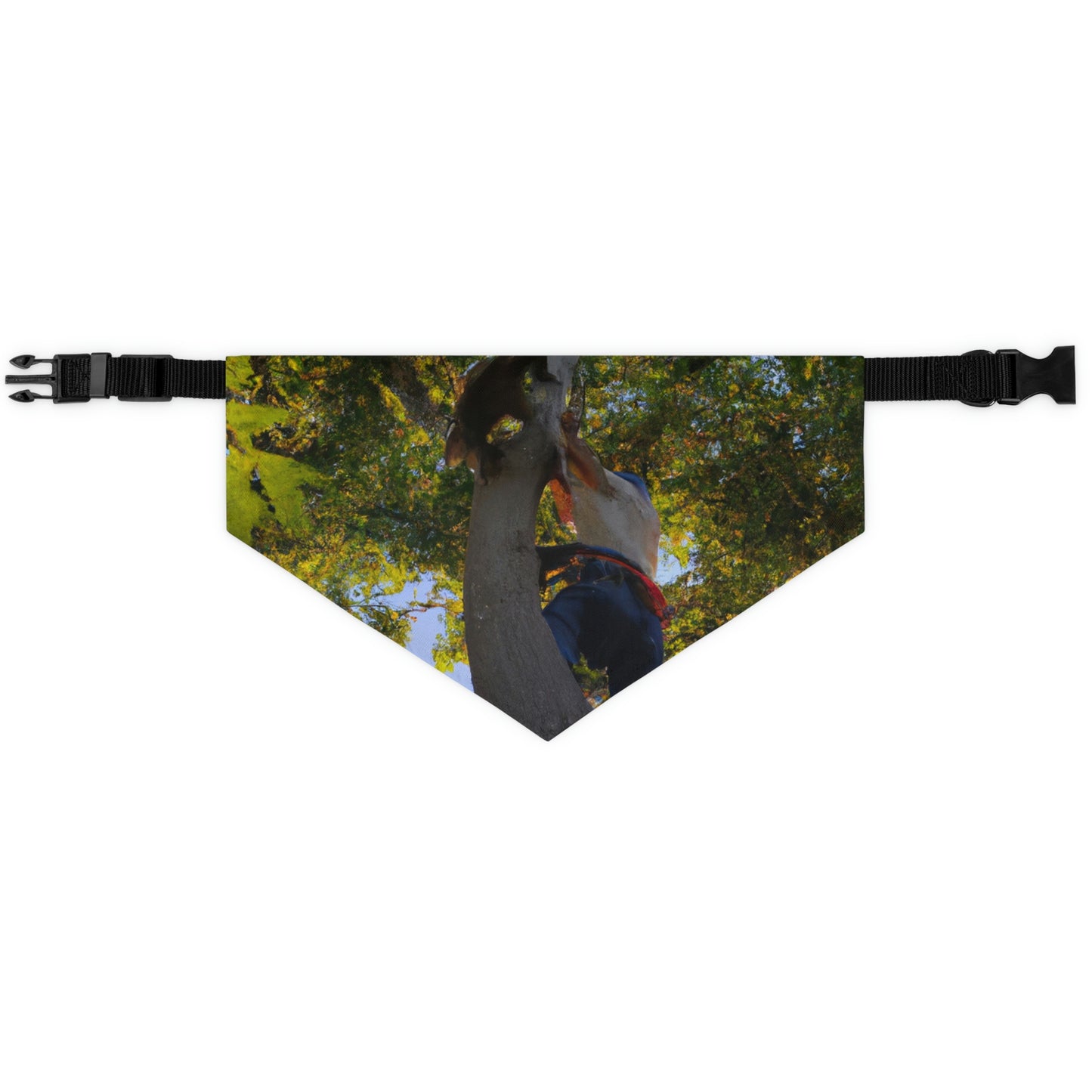 "Furry Retter in a High Perch" - Das Alien Pet Bandana Halsband