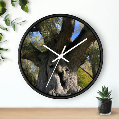 "The Great Guardian Tree" - The Alien Wall Clock