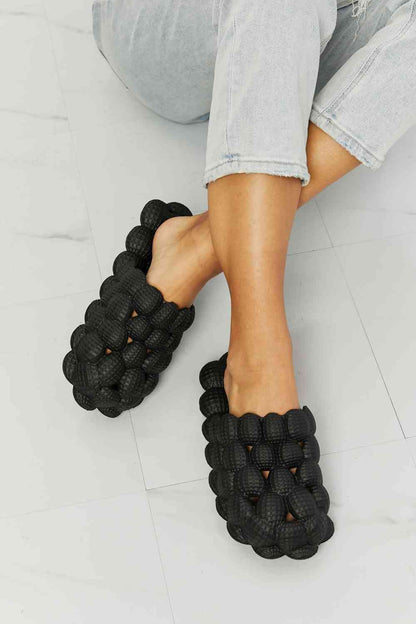 NOOK JOI Chanclas Laid Back Bubble en negro