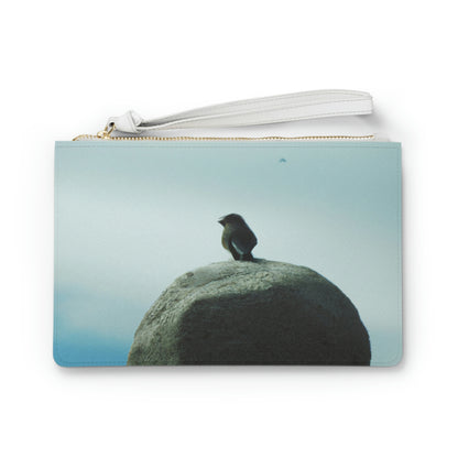 "A Wingspan Above History" - The Alien Clutch Bag