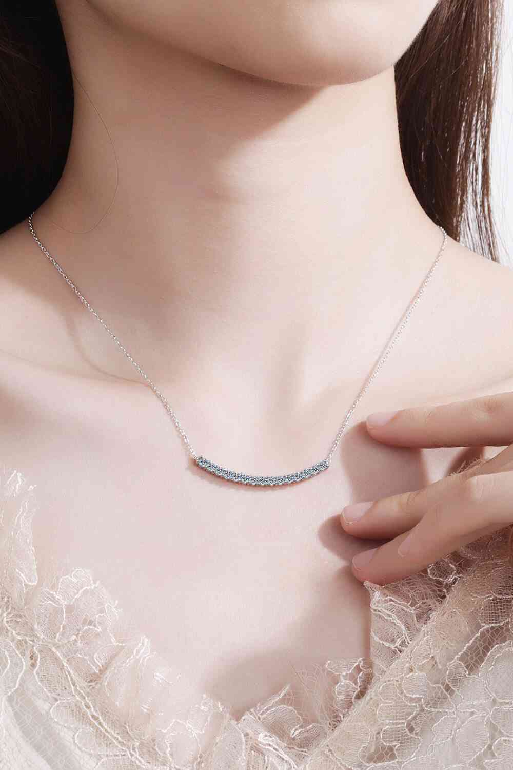 Halskette mit gebogenem Stab aus Sterlingsilber