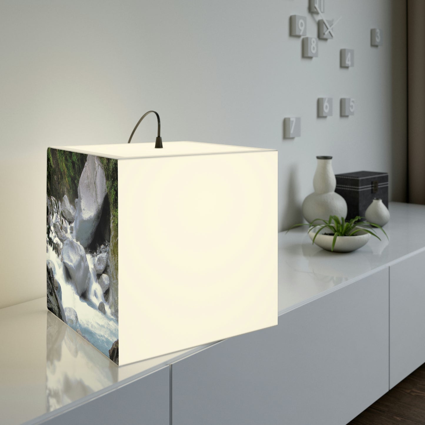 "Canyon Chaos: The Rockslide Race" - The Alien Light Cube Lamp