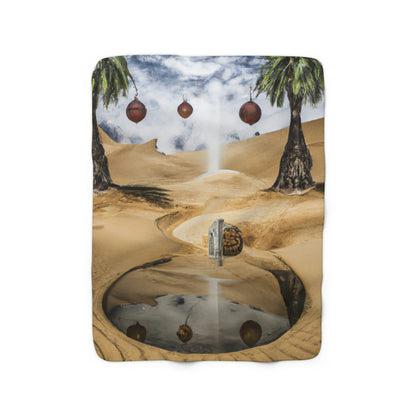 The Mirage of the Desert Sands - The Alien Sherpa Fleece Blanket