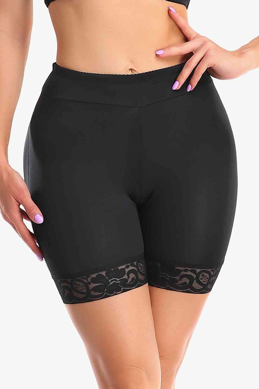 Shaping-Shorts zum Anziehen und Formen in voller Größe mit Spitzenbesatz