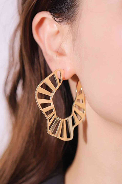 Cutout Zinc Alloy C-Hoop Earrings