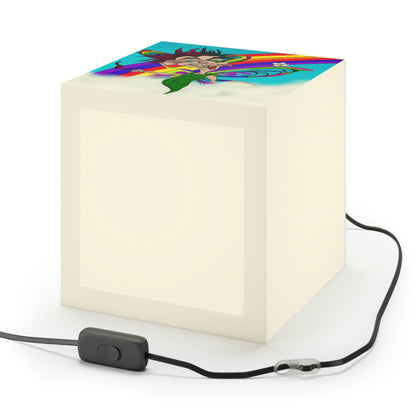 Rainbow Mischief Fairy - Die Alien Light Cube Lampe