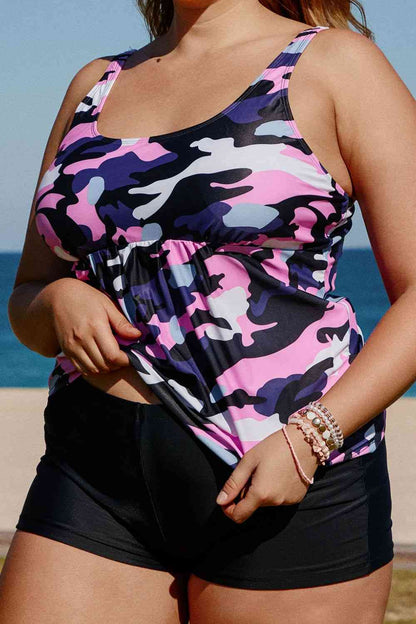 Zweiteiliges Tankini-Set mit Camouflage-Schößchen in Übergröße