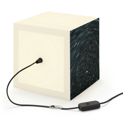 "A Celestial Tempest" - Die Alien Light Cube Lampe