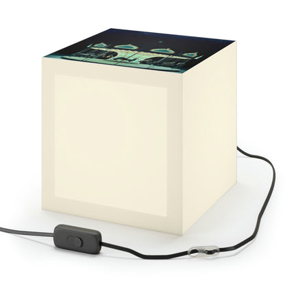 "Ein einsames Karussell unter leuchtenden Sternen" - Die Alien Light Cube Lampe