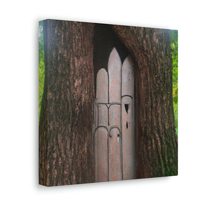 "La puerta del árbol misterioso" - The Alien Canva